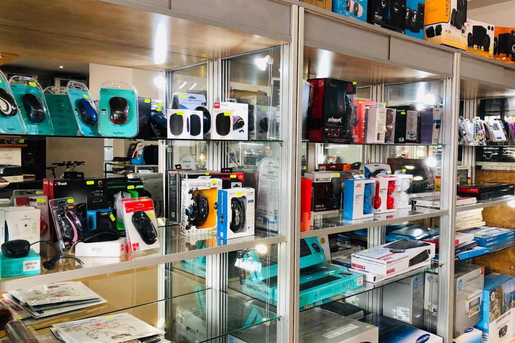 sklep stacjonarny Allkomp