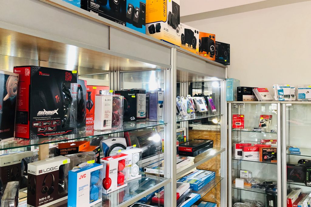 sklep stacjonarny Allkomp